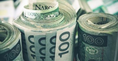 52-latek podejrzany o oszustwo na ponad 2,5 mln zł